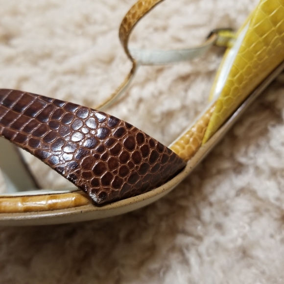 Nine West Hayek Sandal • Mustard Yellow Heels - Picture 13 of 13